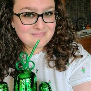 Meet your Posher, Monica